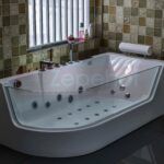 Wanna z hydromasażem RS-1133 prostokątna 170cmx80cmx59cm lewa